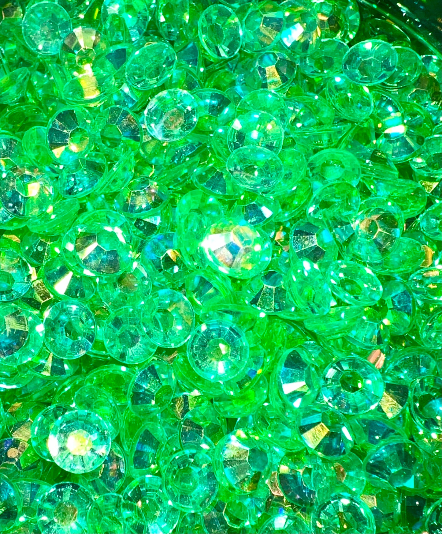 Peridot Transparent AB - WeSplurge.com