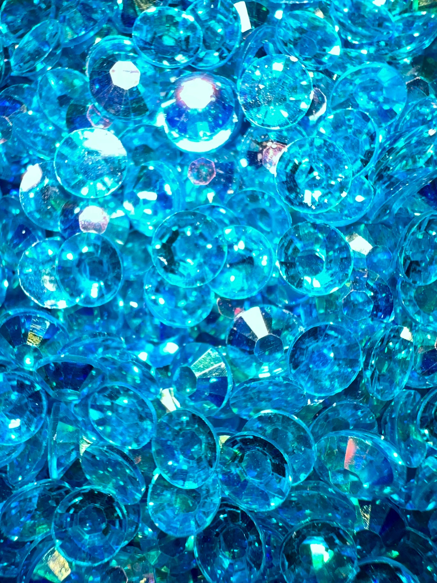 Blue Zircon Transparent AB - WeSplurge.com