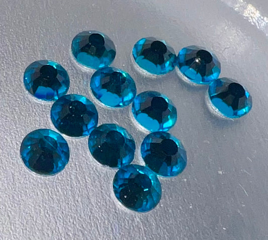 Blue Zircon Glass Silverback Stones